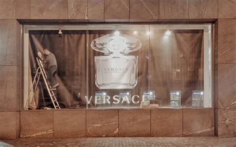 versace gl|where was Versace founded.